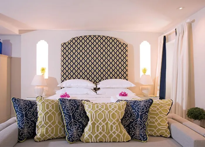 Theotoki Liston Suite